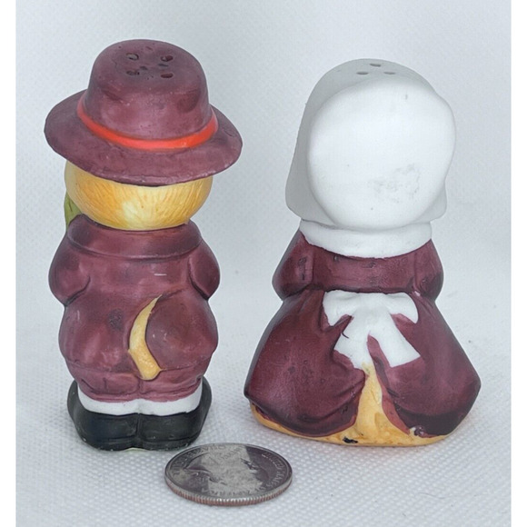 1980 Russ Berrie Co Pilgrim Holiday Spice Squirrel Salt & Pepper Shakers Vintage - Picture 2 of 7